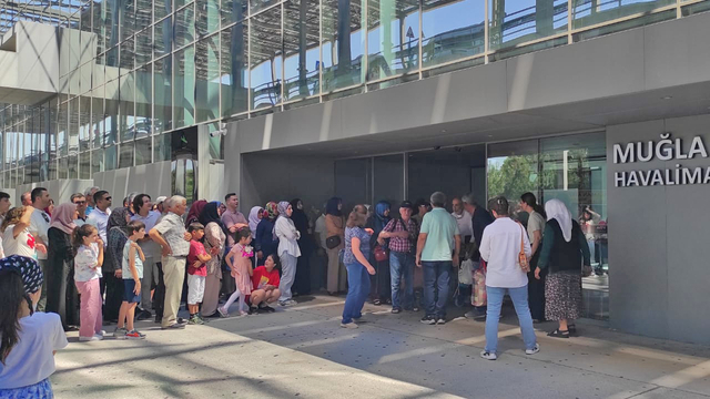 Muğlalı hacılar yurda döndü