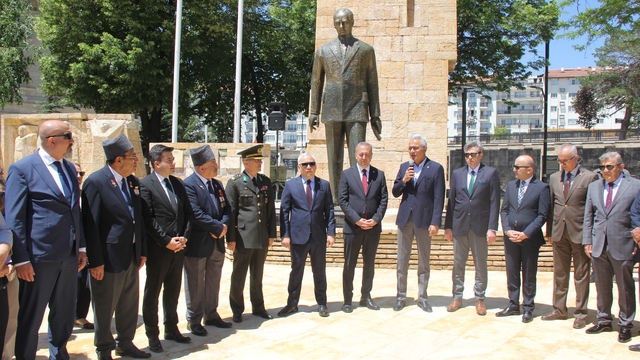 Sivas Kongresi ruhunu yansıtan 60 yıllık anıt yenilendi