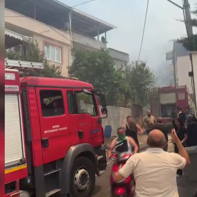 Bursa'da maki yangını; çalışmalarda İHA da kullanılıyor (4)