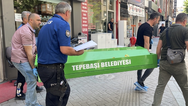 Eskişehir'de yalnız yaşayan kişi evinde ölü bulundu