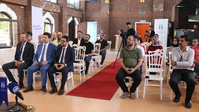 Sakarya'da kanser tedavisindeki teknolojik gelişmeler ve tıpta yapay zeka anlatıldı