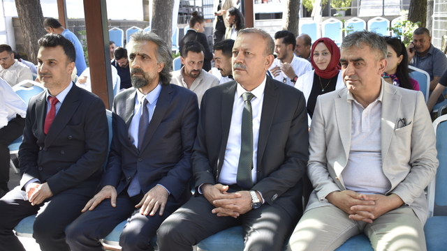 Bitlis'te "Bilim Kafe" etkinliğinde "Turizmde Akıllı Dönüşüm" konuşuldu