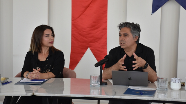 Şırnak'ta "Bilim Kafe" etkinliğinde "Osmanlı Devleti'nde Gelir Dağılımı" anlatıldı