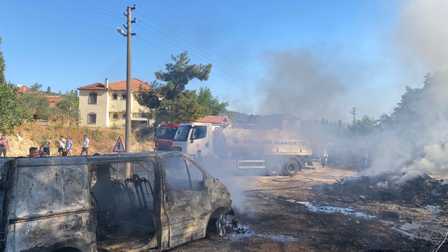 GÜNCELLEME - Muğla'da çıkan orman yangını kontrol altına alındı