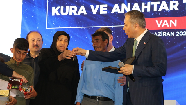 Bakan Yerlikaya: Büyük ve güçlü Türkiye'yi birlikte inşa edeceğiz