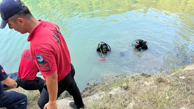 Adana'da piknik yaptığı yerde dereye girip, boğuldu