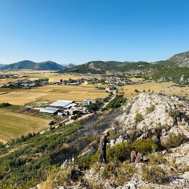 Burdur'da çıkan orman yangını söndürüldü