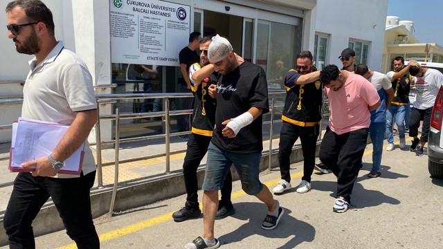 Adana'da muhtarın darbedilmesiyle ilgili 3 zanlı tutuklandı