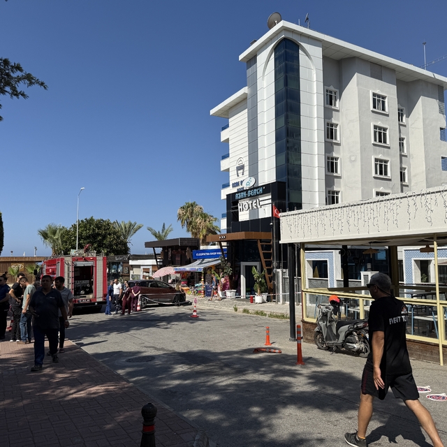 Alanya'da otelde çıkan yangın söndürüldü