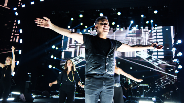 Şarkıcı Haluk Levent, Samsun'da konser verdi