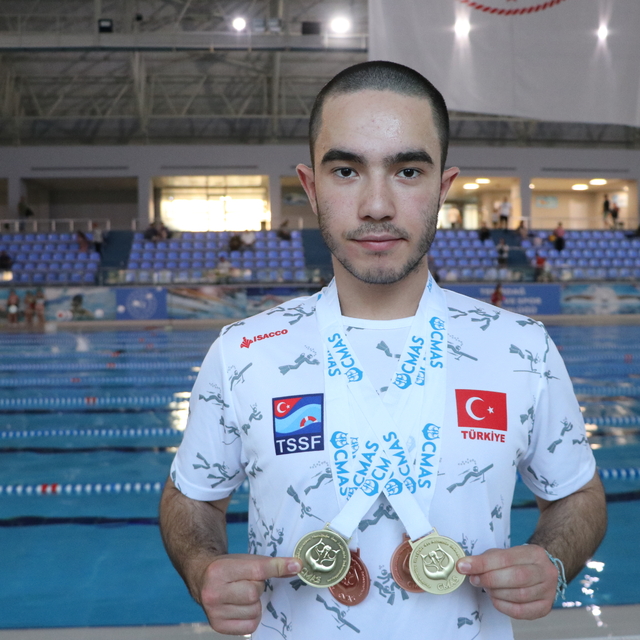 Serbest dalışta dünya şampiyonu Nida Murathan Bulut, gözünü yeni şampiyonlu...