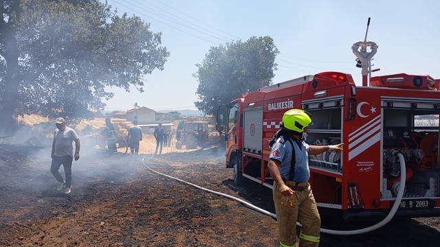 Savaştepe'de tarım arazisinde çıkan yangın söndürüldü