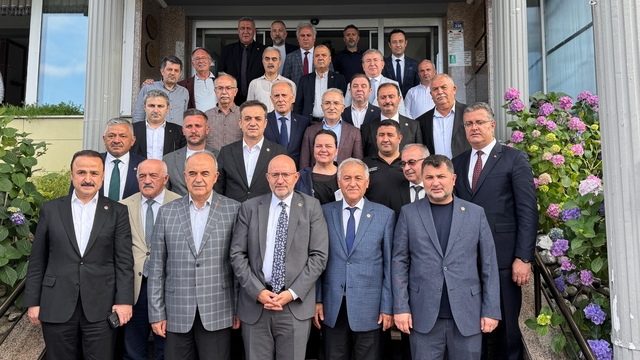 TBMM Zirai Don Olayını Araştırma Komisyonu üyeleri, Giresun'da fındık bahçelerini inceledi (2)