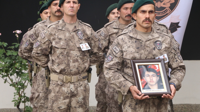 Çankırı'da trafik kazasında hayatını kaybeden 2 özel harekat kursiyeri için tören düzenlendi