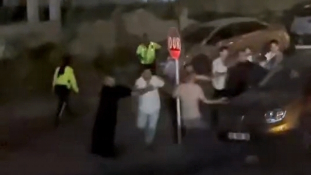 Hasarlı kazanın ardından taraflar arasında kavga; 6 gözaltı