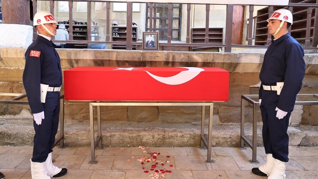 Amasya'da vefat eden Kıbrıs gazisi son yolculuğuna uğurlandı