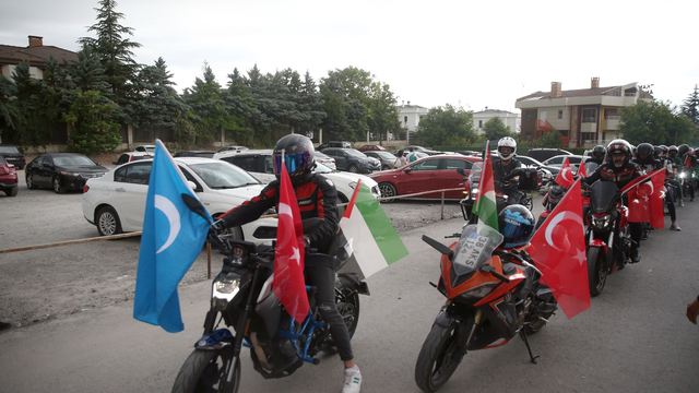 Kayseri'de motosiklet grubu  Gazze'ye destek için sokaklarda tur attı
