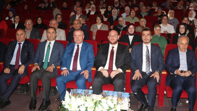 AK Parti Genel Başkan Yardımcısı Büyükgümüş, Rize'de konuştu: