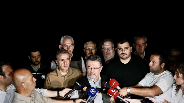 İzmir'de 2 ayrı noktada orman yangını (7)