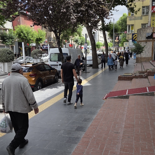 Niğde'de sıcaklar yerini serin havaya bıraktı