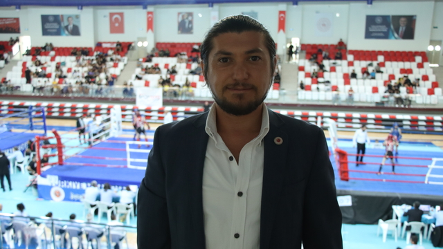 Kırklareli'nde Hayrullah Camadan Gençler Türkiye Muaythai Şampiyonasında yarı final heyecanı