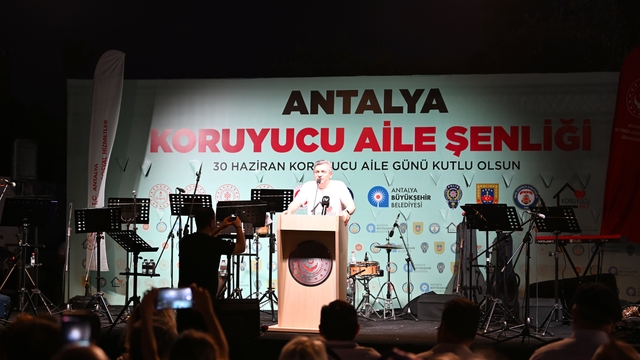 Antalya'da Koruyucu Aile Günü etkinliklerle kutlandı