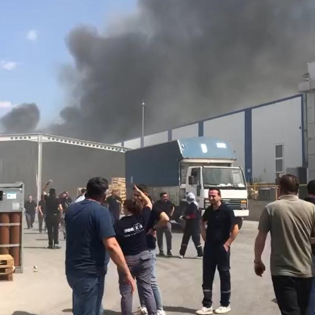 Eskişehir'de fabrika yangını (2)