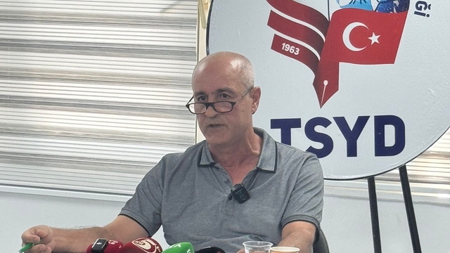 Eyüp Arın, 30 yıllık Adanaspor serüvenini noktalandırdı