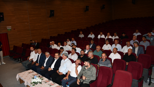 Vezirköprü'de muhtarlara yönelik eğitim programı