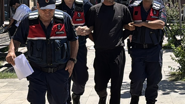 Alanya'da eski eşini bıçakla yaralayan kişi tutuklandı