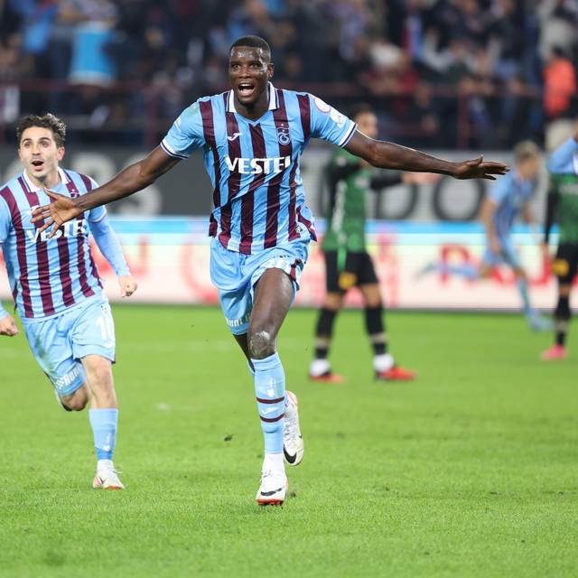 Trabzonspor'un anlaşma sağladığı Onuachu yarın akşam özel uçakla Trabzon'a...