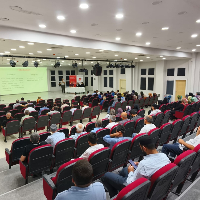 Adıyaman'da koruyucu aile paneli düzenlendi