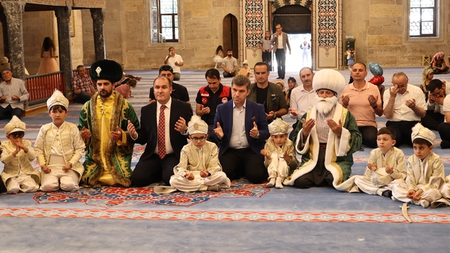 Amasya'da Vakıflar Bölge Müdürlüğünce "Sünnet Şöleni" düzenlendi