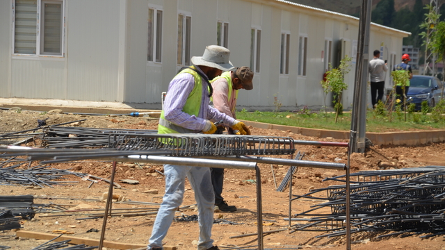 Muş'ta 1088 TOKİ konutunun yapımı sürüyor