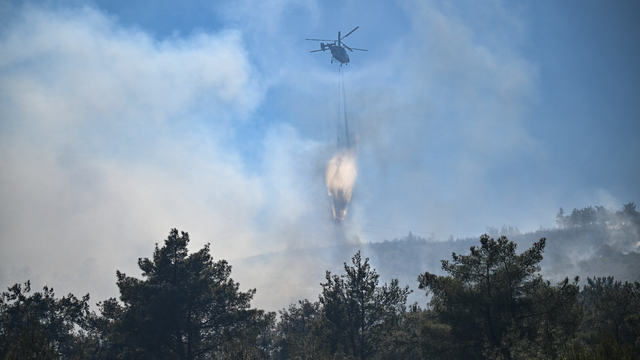 GÜNCELLEME - Hatay'da devam eden orman yangınına müdahale sürüyor