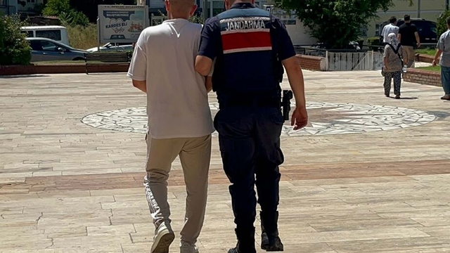 Aydın'da babasını tüfekle yaralayan şüpheli tutuklandı