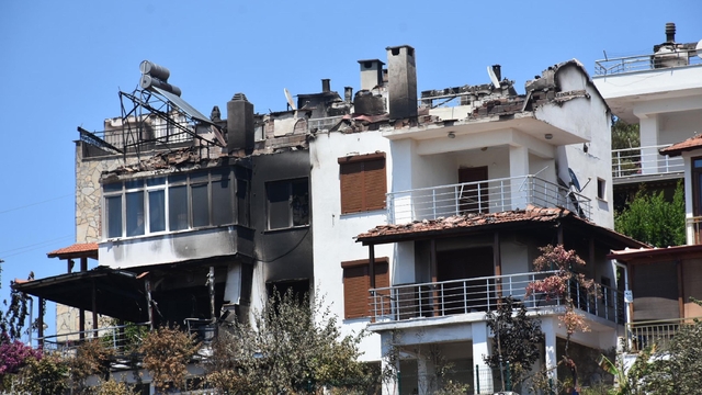 İzmir'deki orman yangını 3'üncü gününde (3)