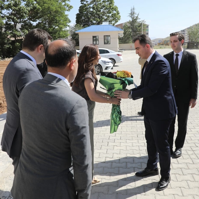 Bitlis Valisi Karakaya, VEDAŞ İl Müdürlüğü'nü ziyaret etti