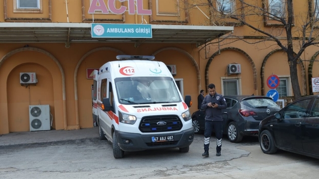 Mardin'de balkondan düşen çocuk ağır yaralandı