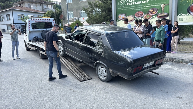 Karabük'te polisin "dur" ihtarına uymayan ehliyetsiz sürücü kovalamacayla yakalandı