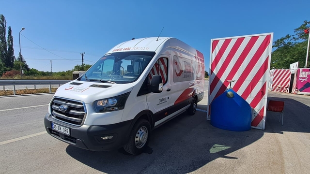 Kırklareli Valisi Turan, Mobil Göç Noktası aracını inceledi