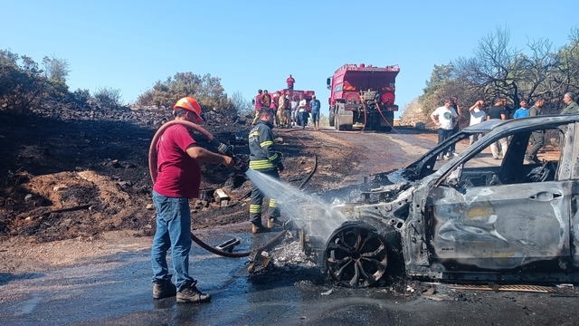 Muğla'da otomobilden ormana sıçrayan yangın söndürüldü