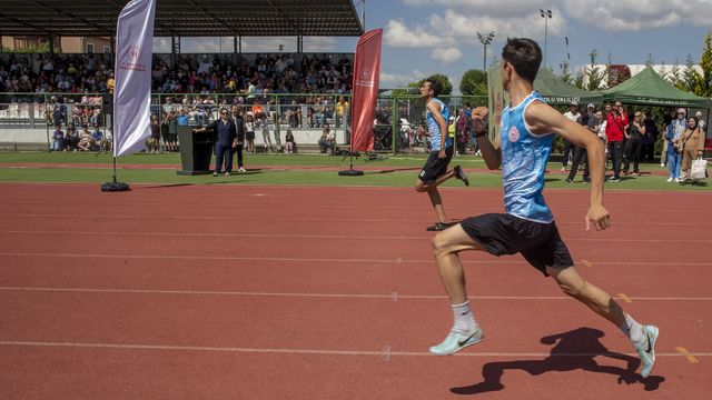 Bolu'da GSB Spor Okulları ve Engelsiz Spor Okulları törenle açıldı