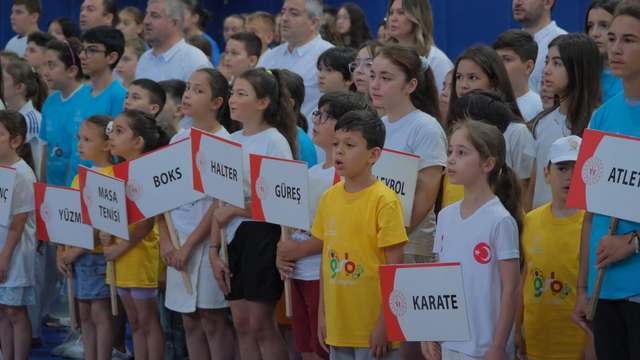 Kırklareli'nde yaz spor okulları açıldı