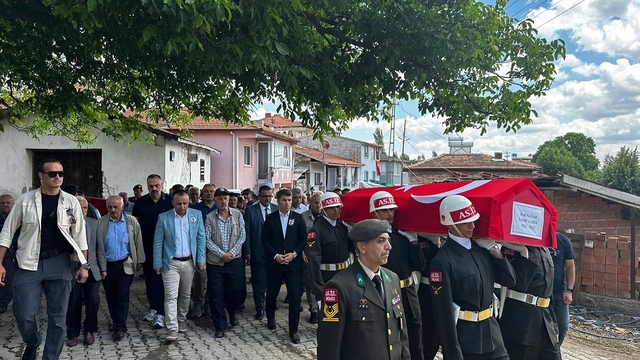 Kore gazisi Halil Kanar, son yolculuğuna uğurlandı