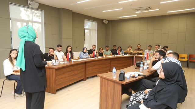 Gaziantep'teki aile akademisinde eğitim başladı