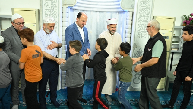 Konya'da "Güle Oynaya Camiye Gel" projesi başladı