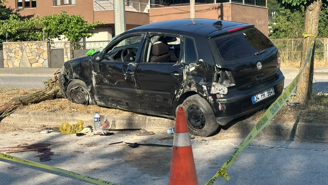 Düzce'de kamyonun çarptığı otomobildeki çocuk öldü