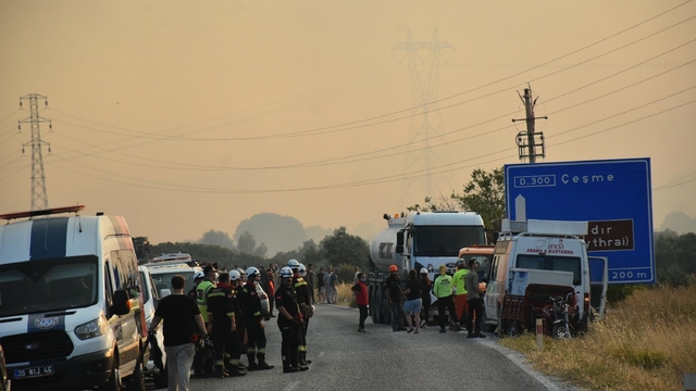 İzmir Çeşme'de orman yangını (4)