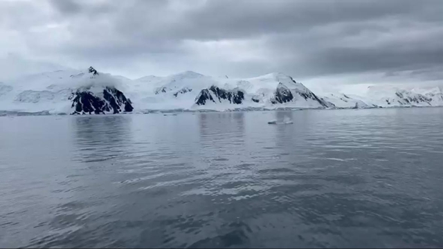 Prof. Dr. Başar: Hızla eriyen buzullar dünyayı ısıtıyor